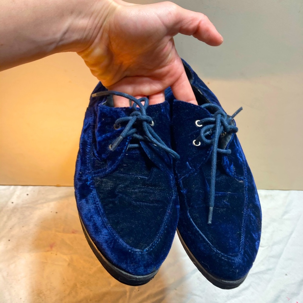 Blue velvet Urban Outfitters creepers